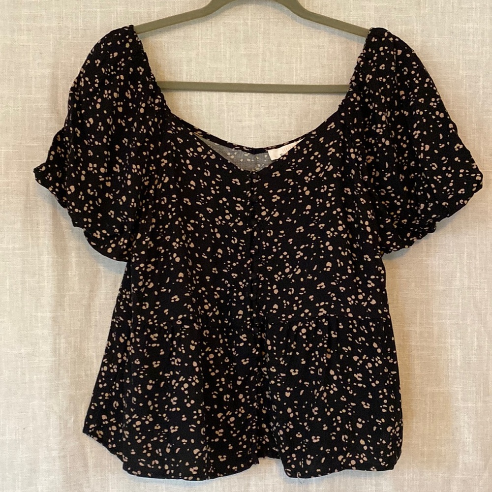 URBAN Romantics Leopard Print Peplum Blouse with Puff Sleeves